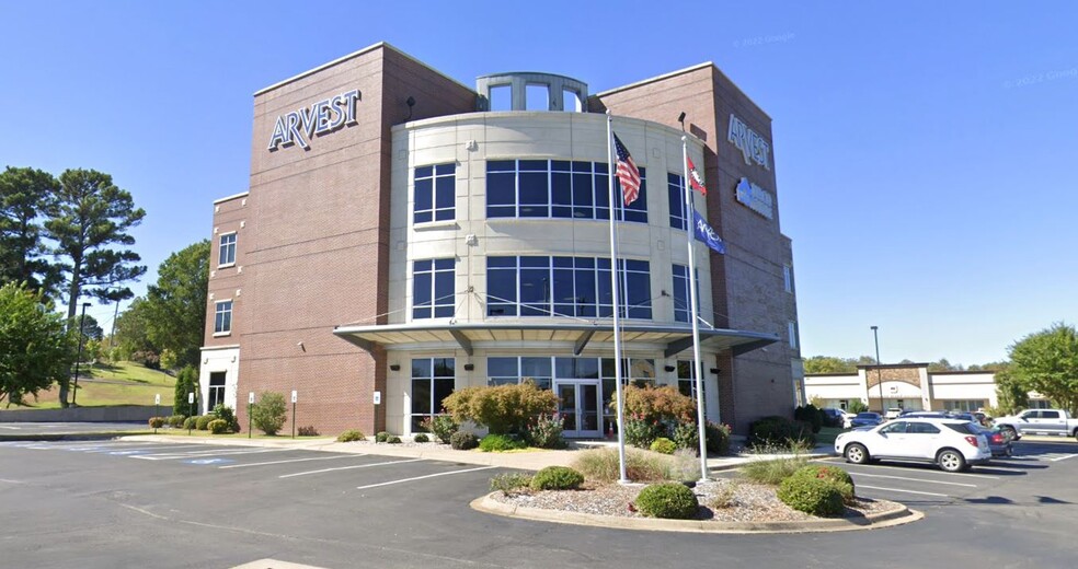 Primary Photo Of 135 Section Line Rd, Hot Springs Bank For Lease