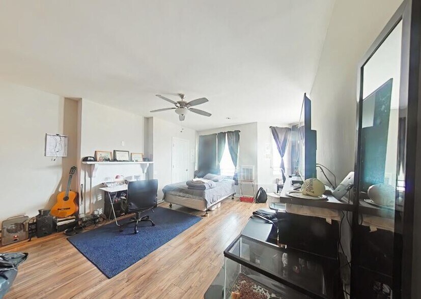 More Photos Of 5900 Market St, Philadelphia Storefront Retail Residential For Sale