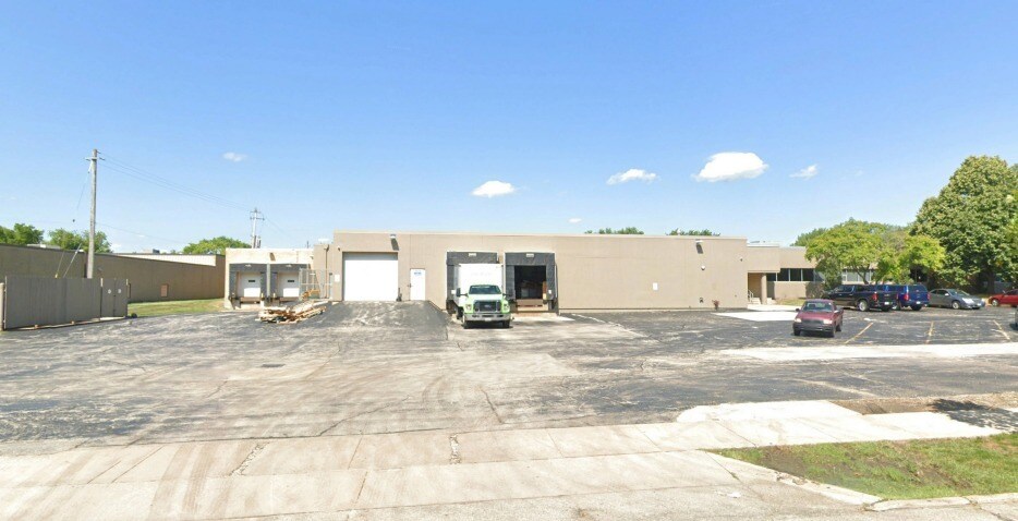 Primary Photo Of 1535 S 101st St, West Allis Manufacturing For Lease