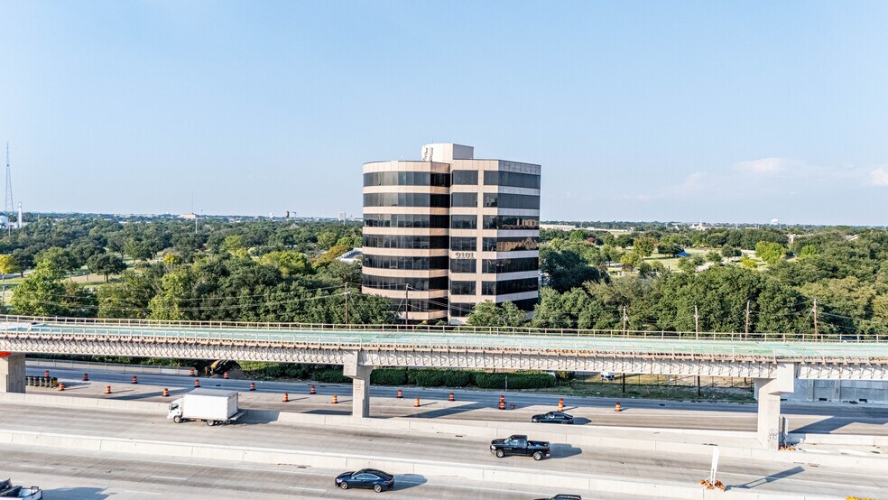 More Photos Of 9101 Lyndon B Johnson Fwy, Dallas Office For Lease