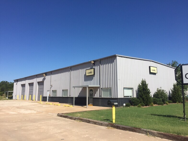 Primary Photo Of 2521 S Council Rd, Oklahoma City Warehouse For Lease
