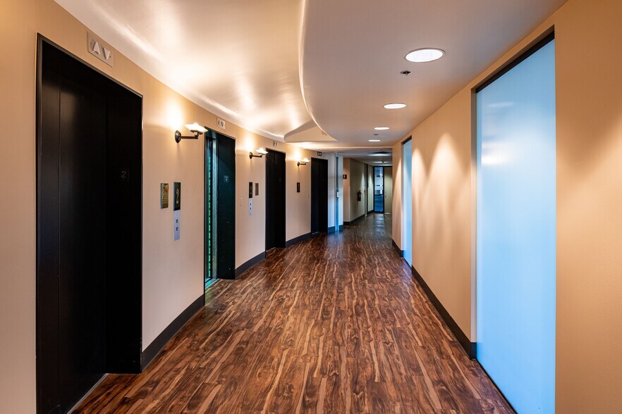 More Photos Of 3443 N Central Ave, Phoenix Office For Lease