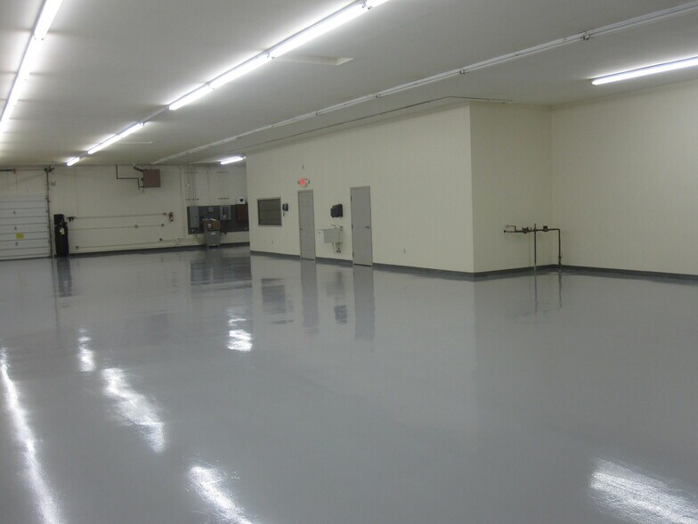 More Photos Of 95 16th St SW, Barberton Warehouse For Sale