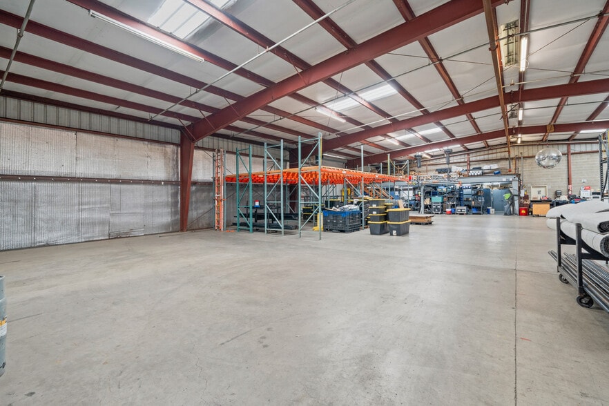 More Photos Of 4081 Seaport Blvd, West Sacramento Warehouse For Lease