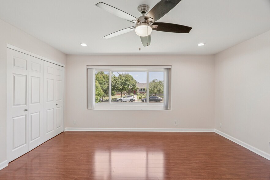 More Photos Of 17148 Stare St, Northridge Apartments For Sale