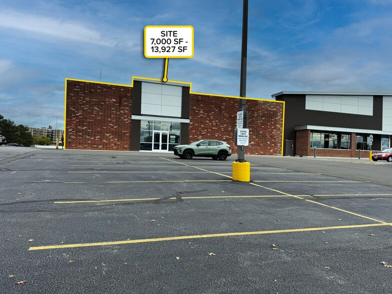 More Photos Of 6807-6891 Ridge Rd, Parma Unknown For Lease