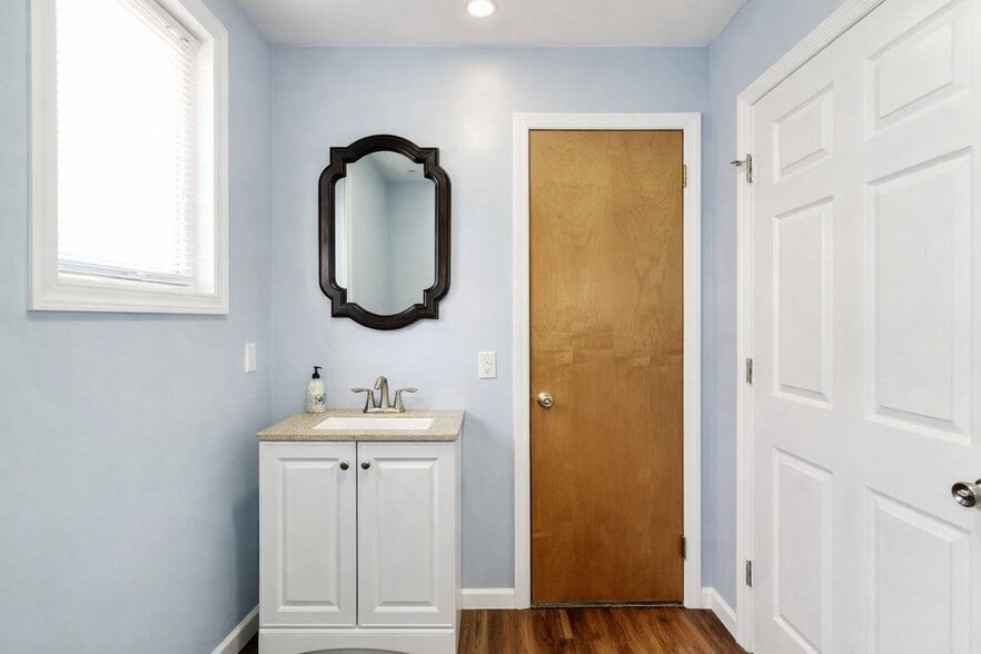 More Photos Of 116 W Almond St, Vineland Office For Lease