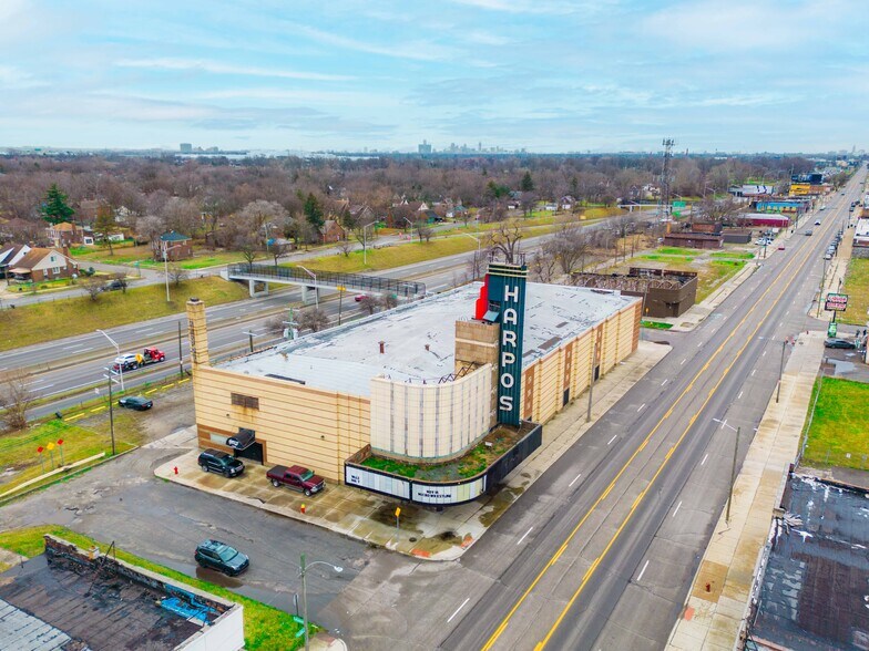 More Photos Of 14238 Harper Rd, Detroit Theater Concert Hall For Sale
