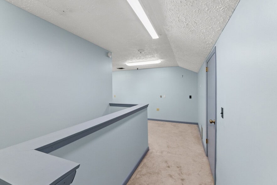 More Photos Of 215 W 6th St, Panama City Medical For Lease