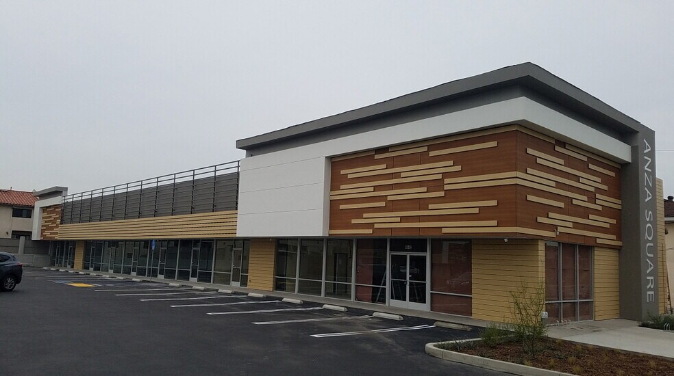 More Photos Of 4642 Del Amo Blvd, Torrance Storefront For Sale