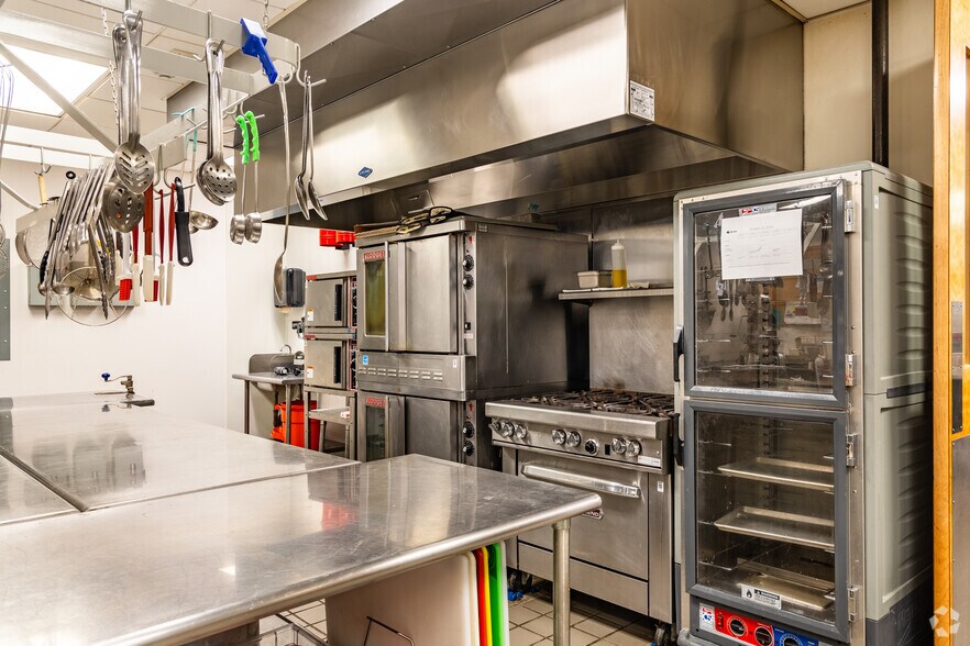 More Photos Of 314 Littleton Rd, Westford Office For Lease