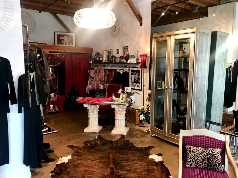 More Photos Of 205 5th St, Santa Rosa Freestanding For Sale