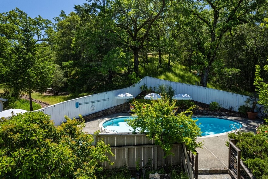 More Photos Of 1805 Foothill Blvd, Calistoga Hospitality For Sale