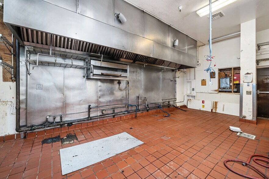 More Photos Of 1121 Broad St, San Luis Obispo Restaurant For Lease
