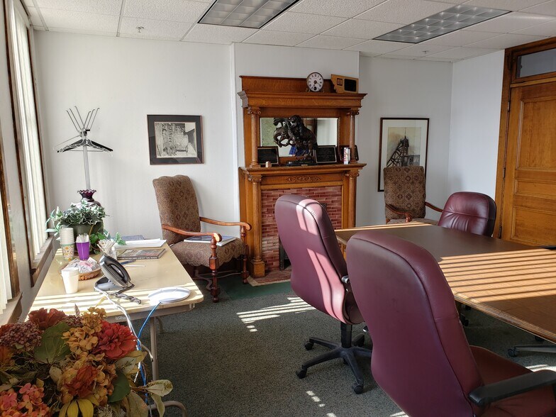 More Photos Of 65 E Broadway St, Butte Office For Lease