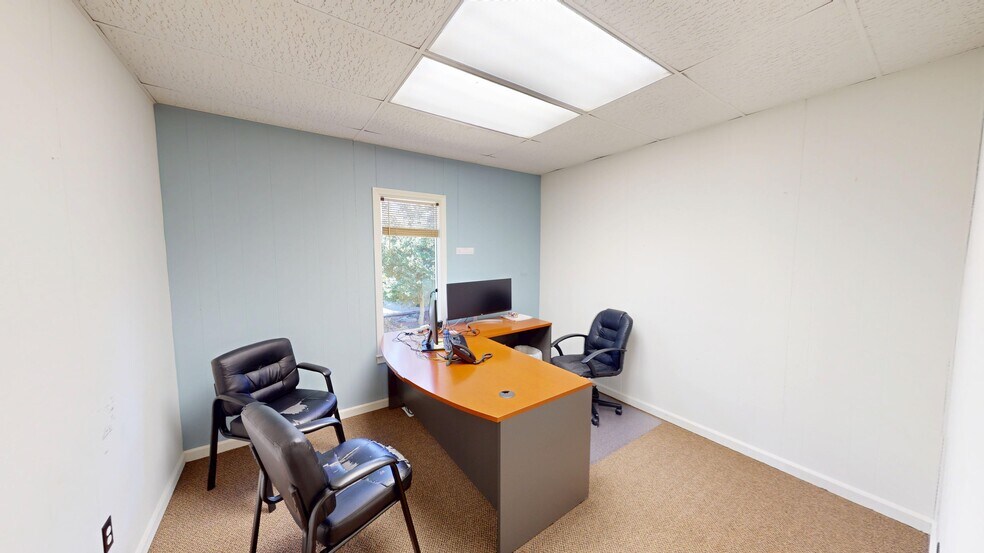 More Photos Of 1113 Davie Ave, Statesville Office For Sale