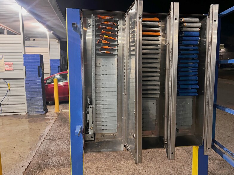 More Photos Of 5101 Headingly Ave NE, Albuquerque Carwash For Sale