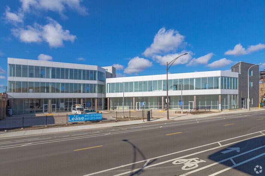 More Photos Of 2750 N Elston Ave, Chicago Storefront Retail Office For Lease