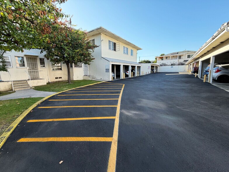 More Photos Of 719-729 E Chevy Chase Dr, Glendale Apartments For Sale