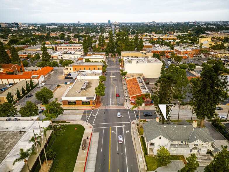 More Photos Of 307 E Chapman Ave, Orange Office For Sale