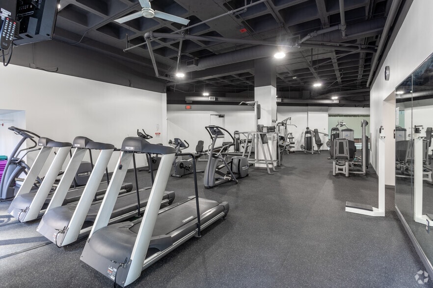 More Photos Of 1100 Main St, Kansas City Office For Lease