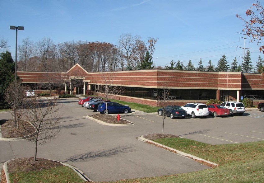 Primary Photo Of 41650 Gardenbrook Rd, Novi Unknown For Lease