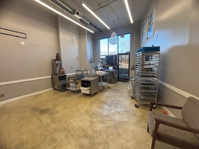 More Photos Of 4000-4022 S Western Ave, Chicago Multifamily For Sale