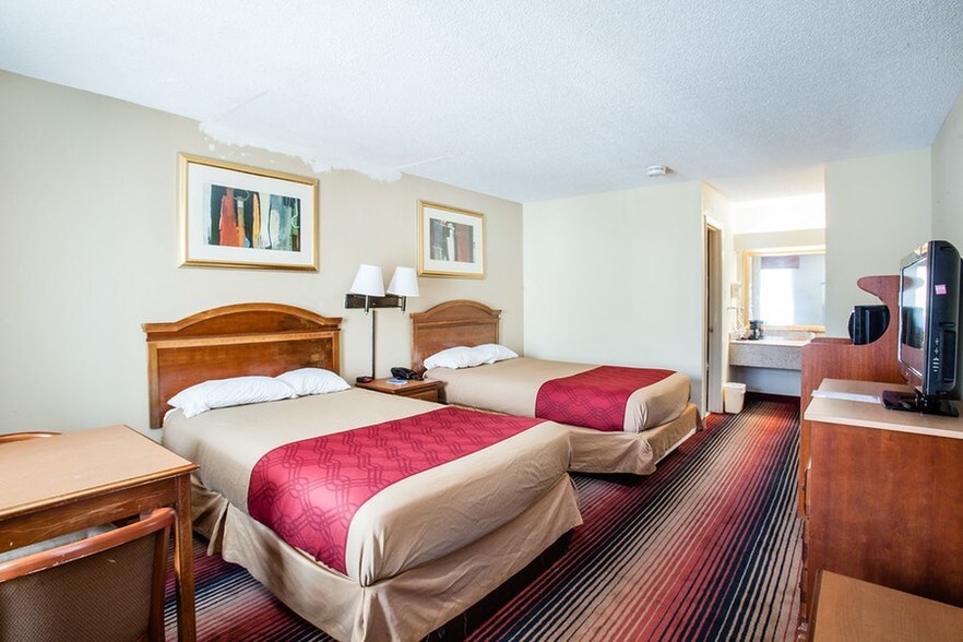 More Photos Of 337 Devereaux Dr, Natchez Hotel For Sale