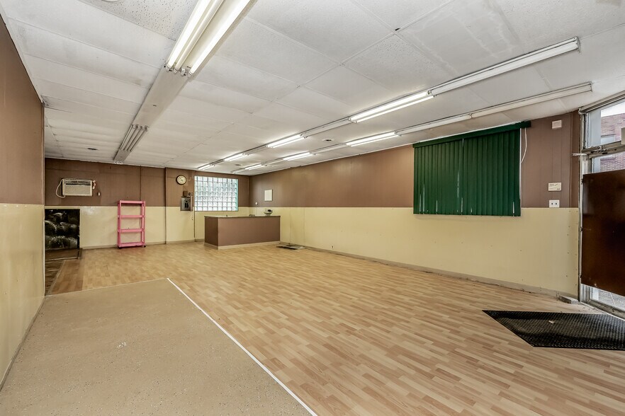 More Photos Of 569-571 Coleman Avenue, Johnstown Office For Sale