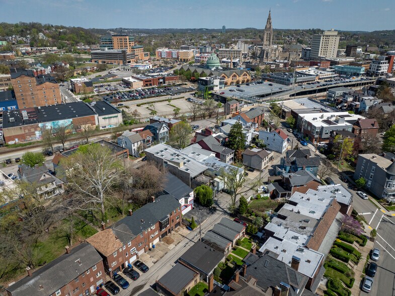 More Photos Of 5880 Ellsworth Ave, Pittsburgh Storefront Retail Office For Lease