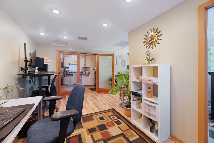 More Photos Of 515 N Beaver St, Flagstaff Loft Creative Space For Sale