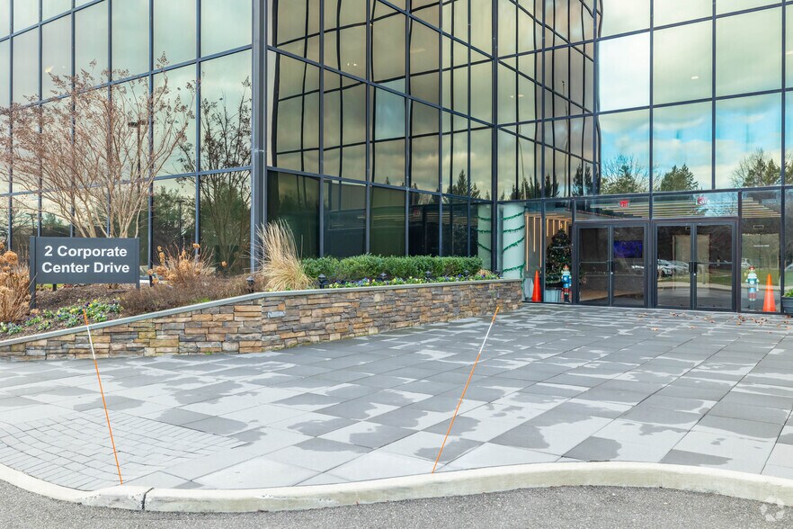 More Photos Of 2 Corporate Center Dr, Melville Office For Lease