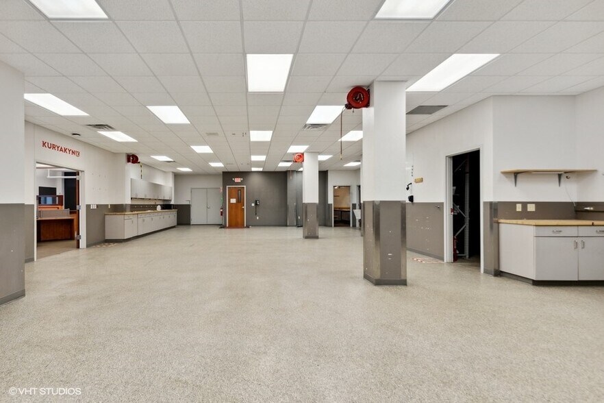 More Photos Of 454 County Rd V V, Somerset Manufacturing For Sale