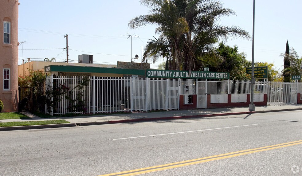 More Photos Of 1954 Atlantic Ave, Long Beach Office For Lease