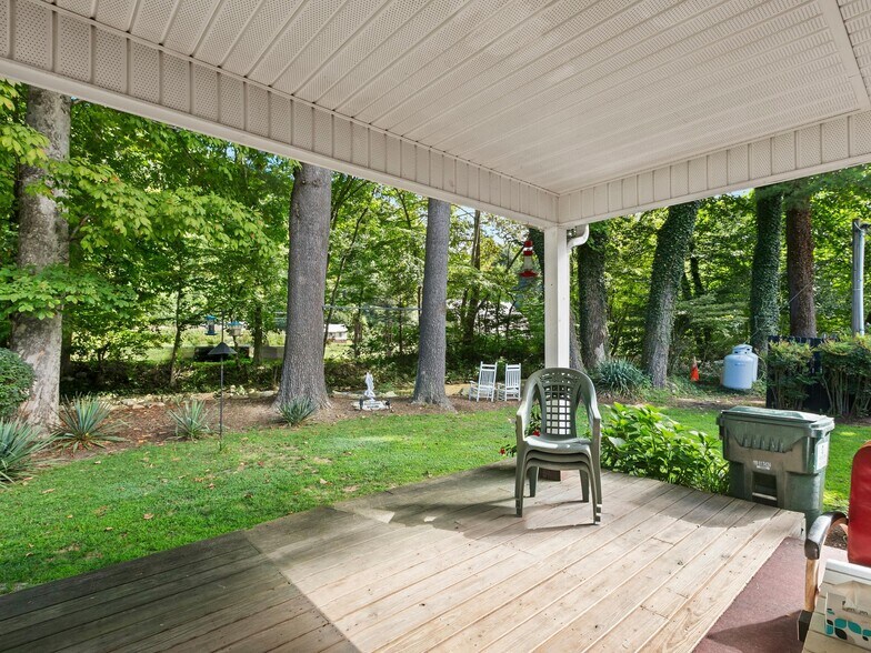 More Photos Of 2474 Soco Rd, Maggie Valley Hotel For Sale
