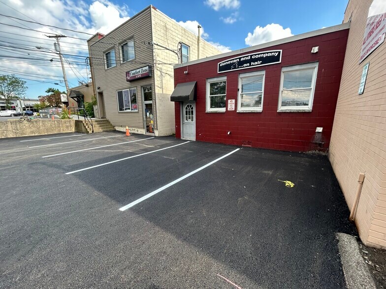 More Photos Of 21 Main St, Hamburg Storefront Retail Office For Sale