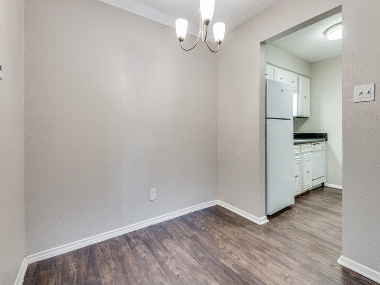 More Photos Of 7301 Sanger Ave, Waco Apartments For Sale