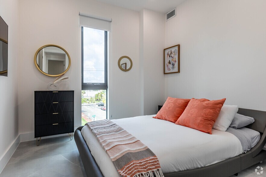 More Photos Of 2100 Miami Rd, Fort Lauderdale Apartments For Sale