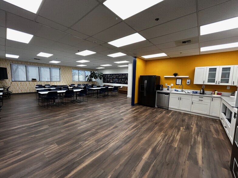 More Photos Of 811-813 Stockton Ave, Fort Collins Warehouse For Sale