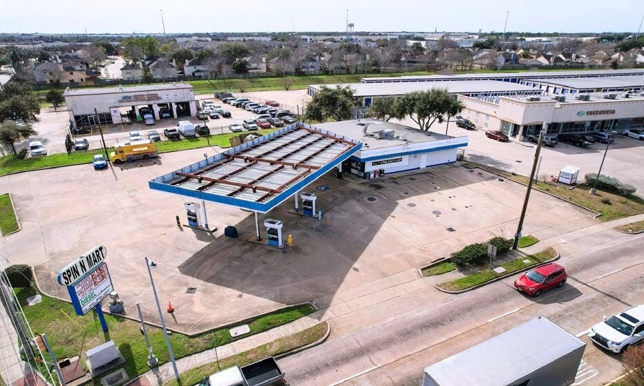 More Photos Of 12400 S Gessner Dr, Houston Convenience Store For Sale