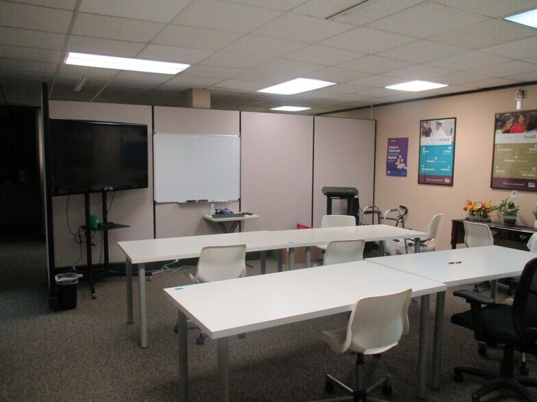 More Photos Of 2726 Croasdaile Dr, Durham Office For Lease