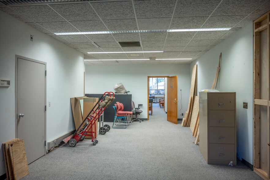 More Photos Of 129 E Bridge St, New Lisbon Bank For Sale