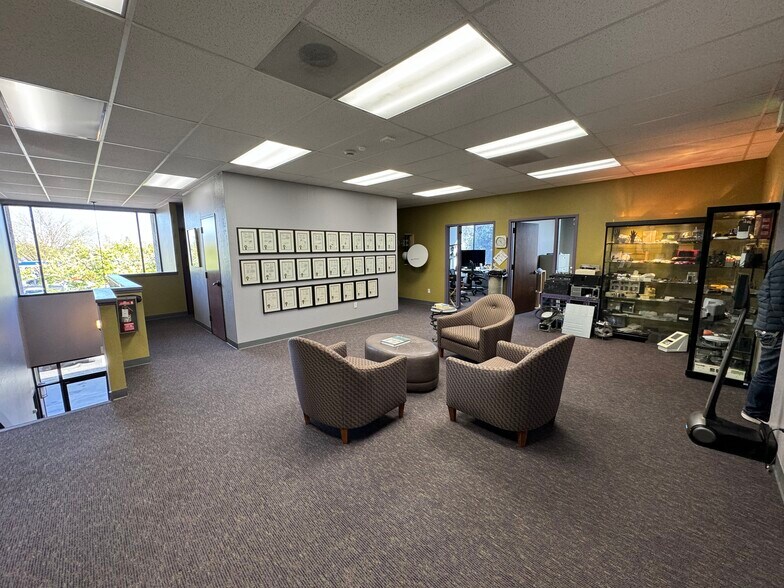 More Photos Of 440 N Central Ave, Campbell Office For Sale