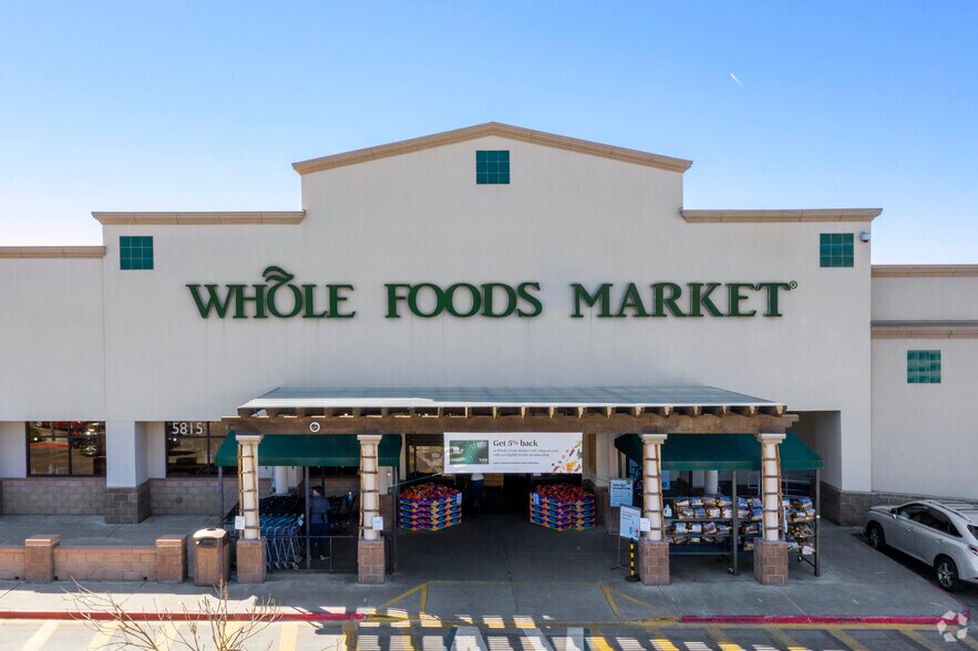 More Photos Of 5901- Wyoming Blvd NE, Albuquerque Unknown For Lease