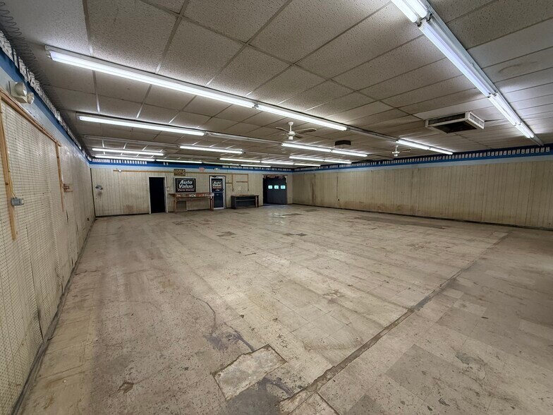 More Photos Of 36 Main St, Mexico General Retail For Sale