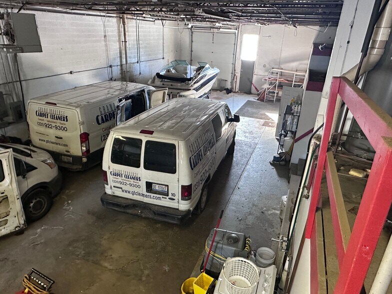 More Photos Of 3160 Continental Dr, Traverse City Warehouse For Sale