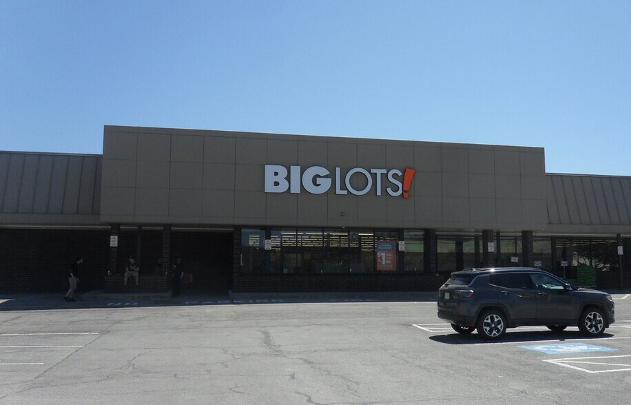 More Photos Of 10-40 Village Plz, Dansville Unknown For Lease