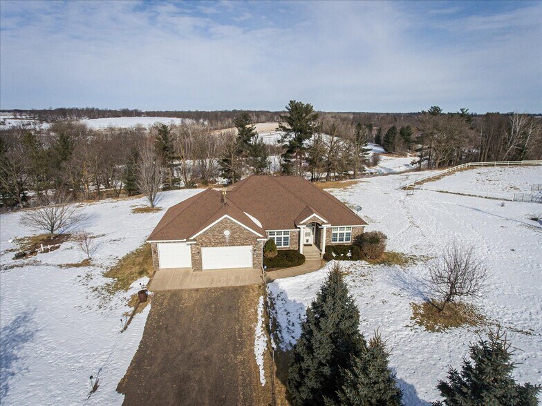 More Photos Of 12446 190th St, Milaca Flex For Sale