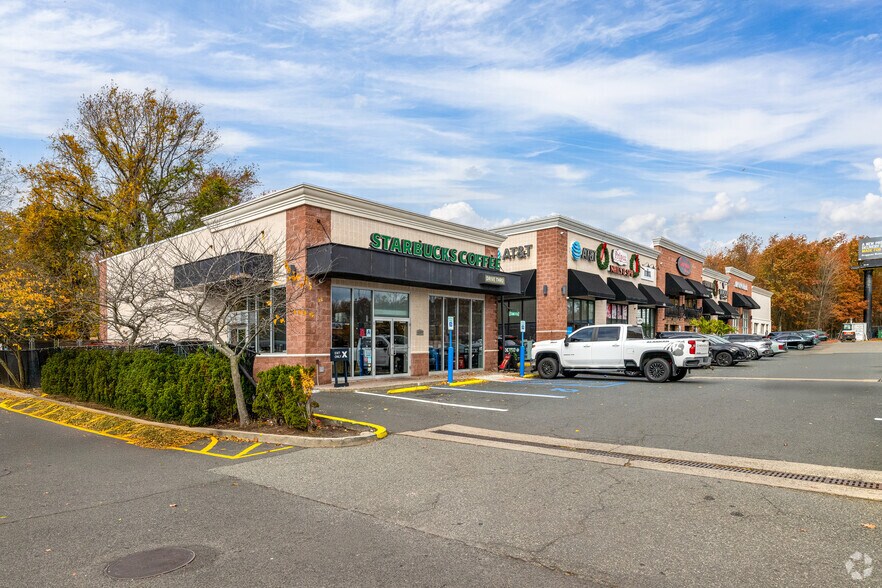 More Photos Of 86-96 Page Ave, Staten Island Unknown For Lease