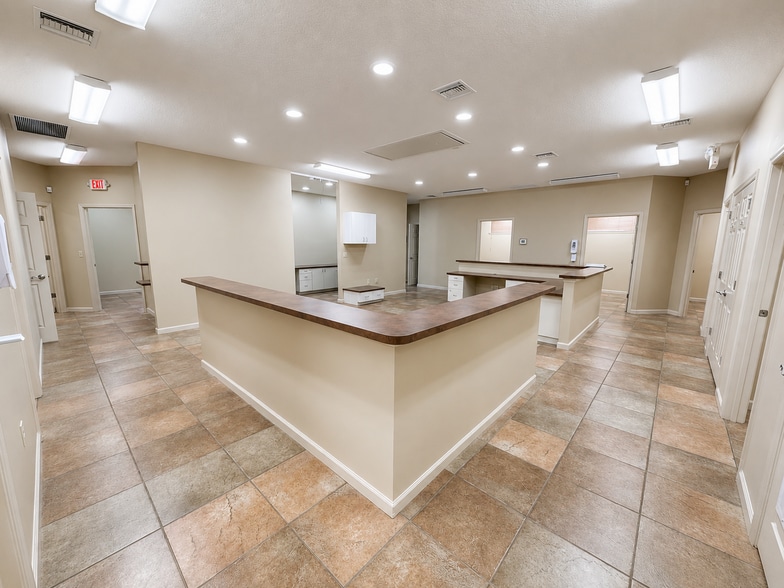 More Photos Of 1043 Town Center Dr, Orange City Medical For Lease